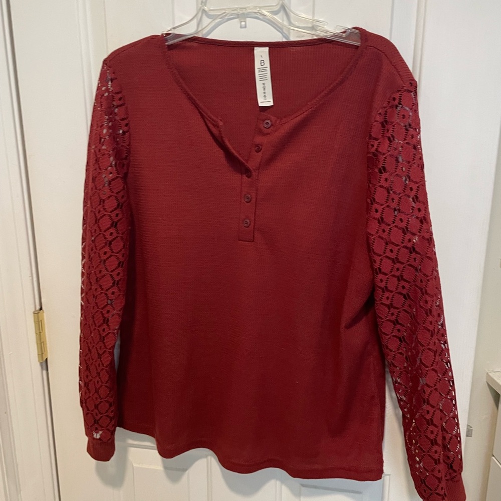 Women's Red Lace Sleeve Top